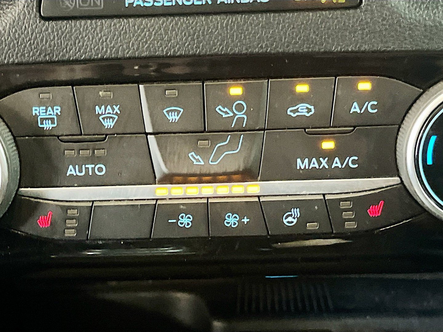 Used 2022 Ford Escape SEL w/ SEL Stealth AWD Package image 19