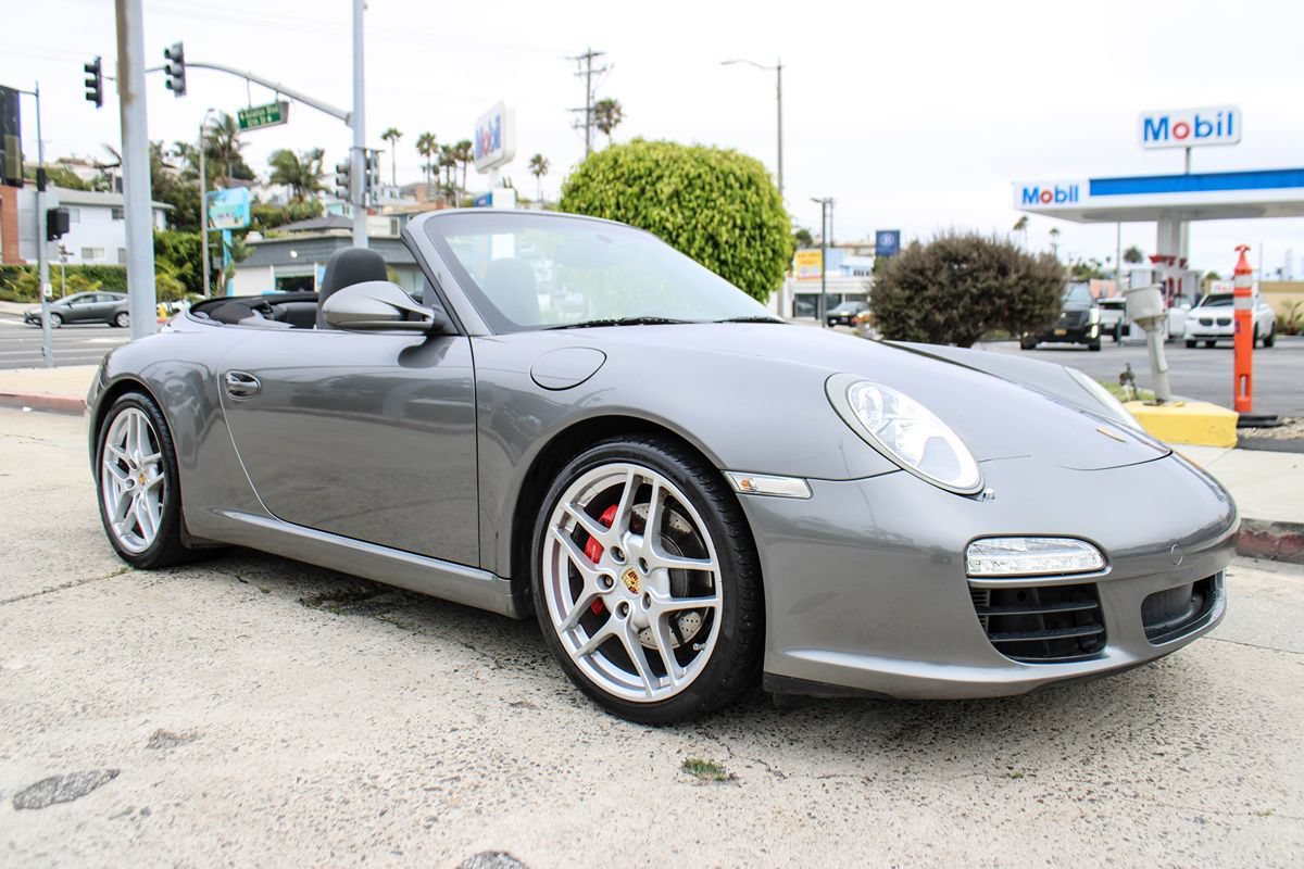 Used 2010 Porsche 911 Carrera S RWD image 8