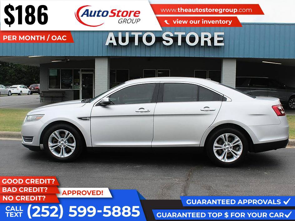 Used 2017 Ford Taurus SEL FWD image 1