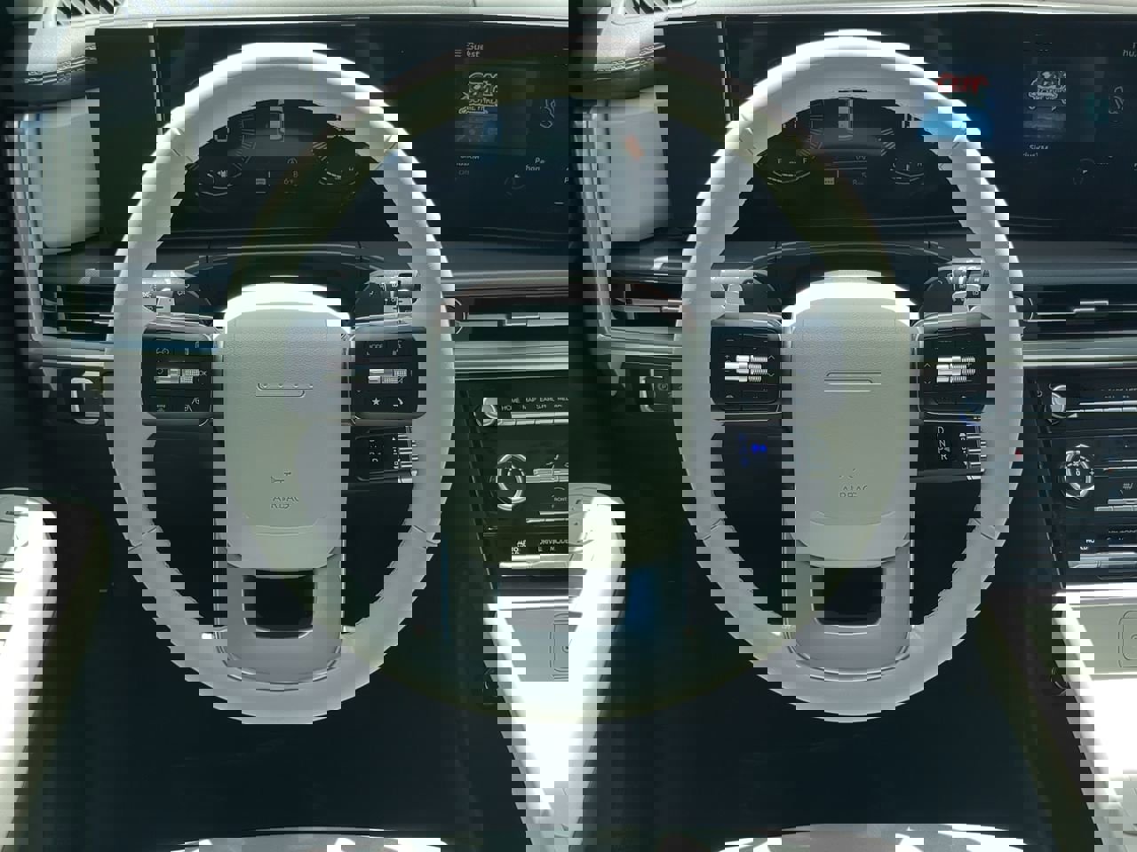 New 2026 Hyundai Santa Fe SE image 18