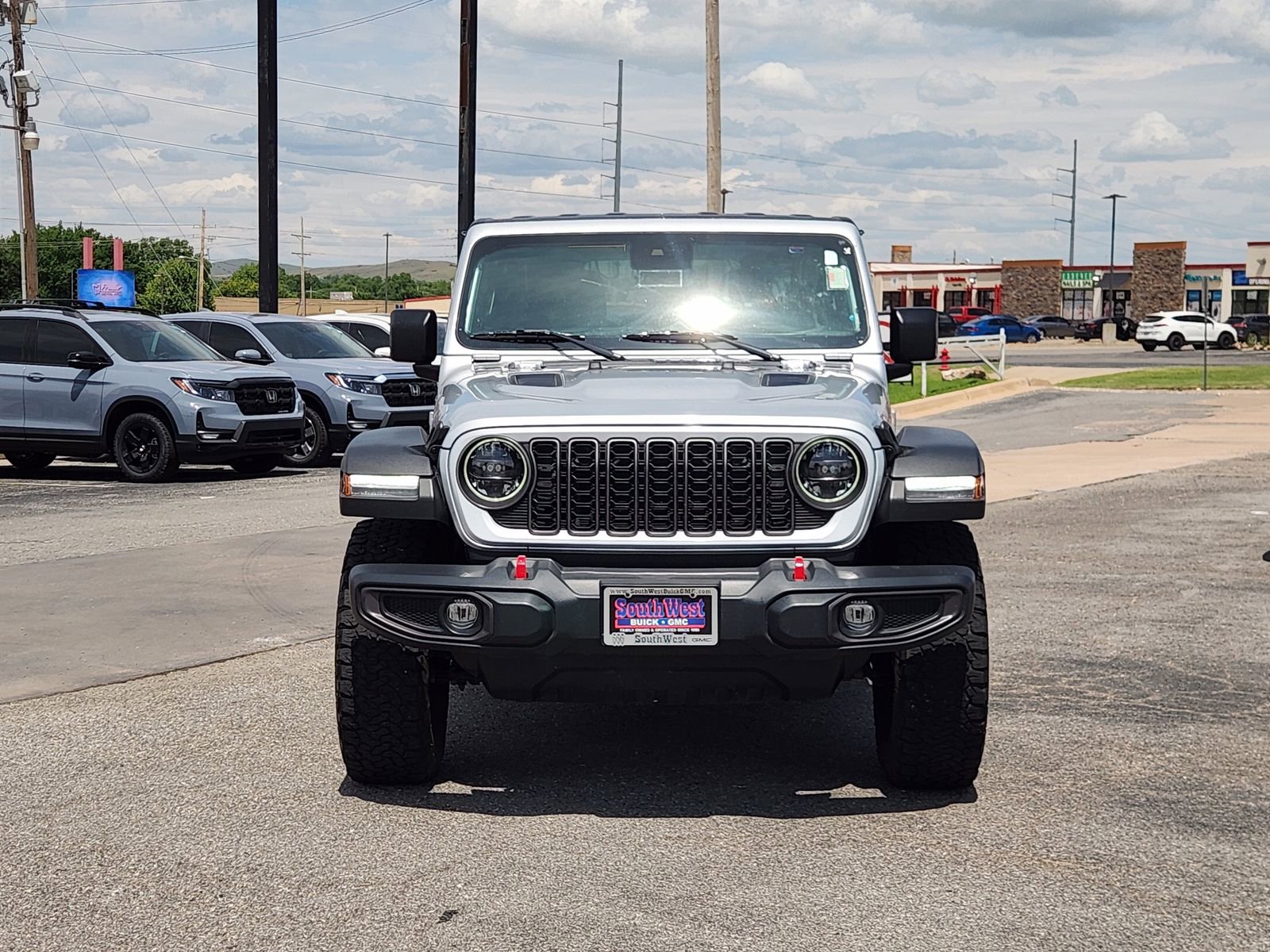 Used 2024 Jeep Wrangler Unlimited Rubicon AWD/4WD image 6