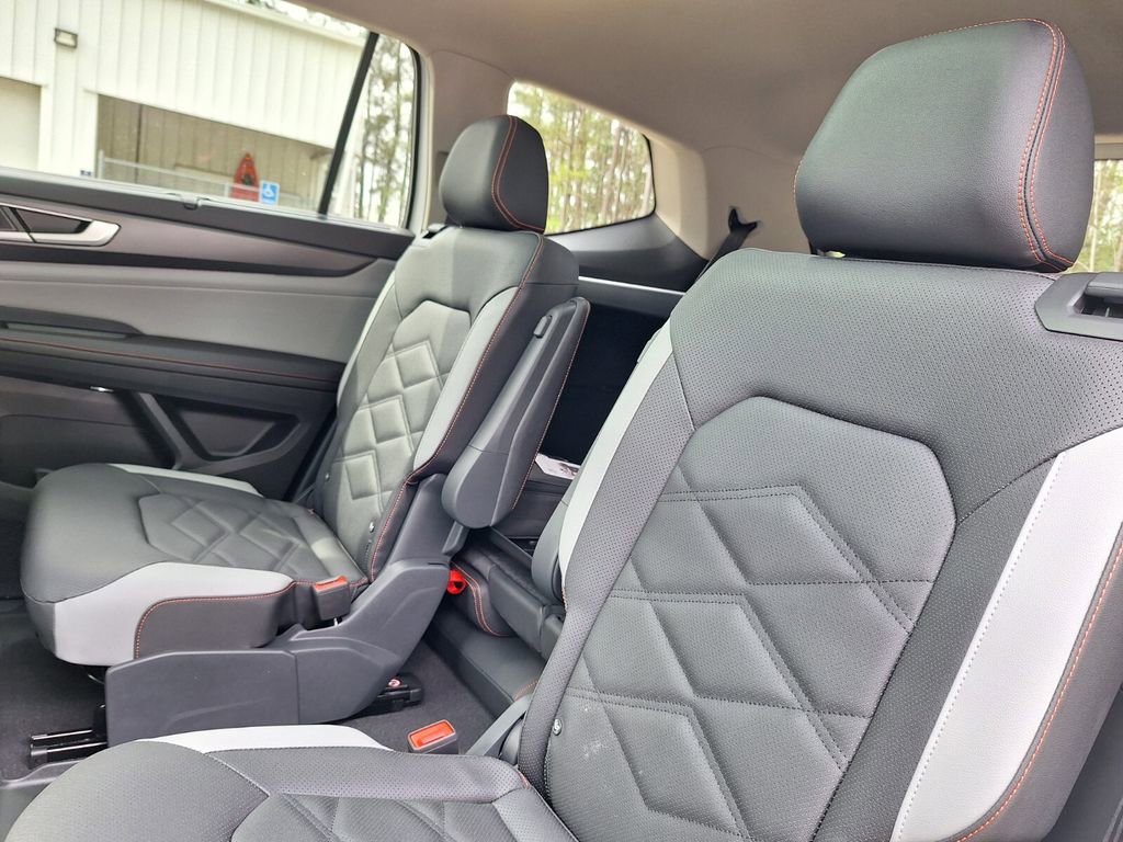 New 2026 Volkswagen Atlas Peak Edition image 26