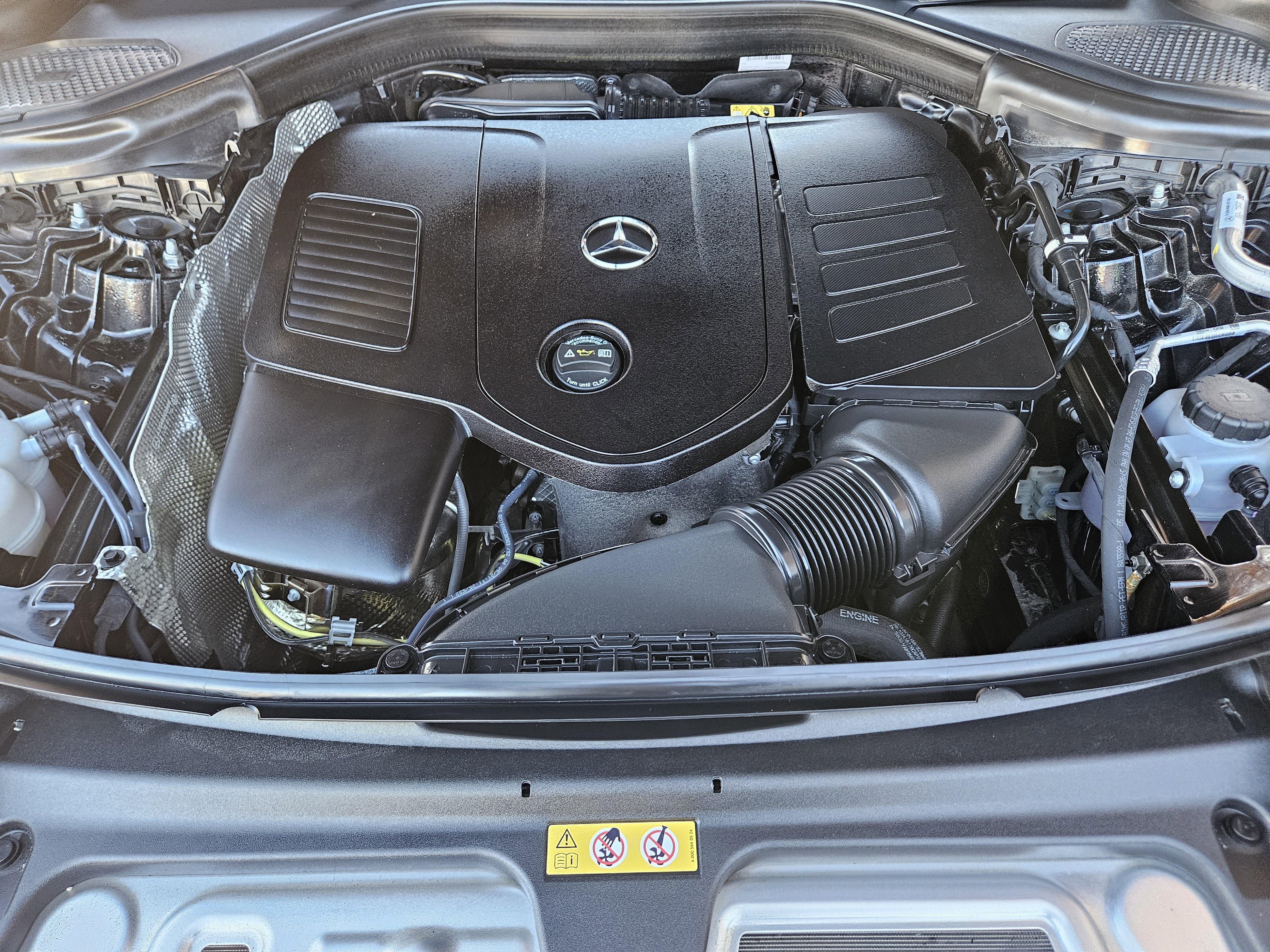 Certified 2025 Mercedes-Benz GLC 300 image 29