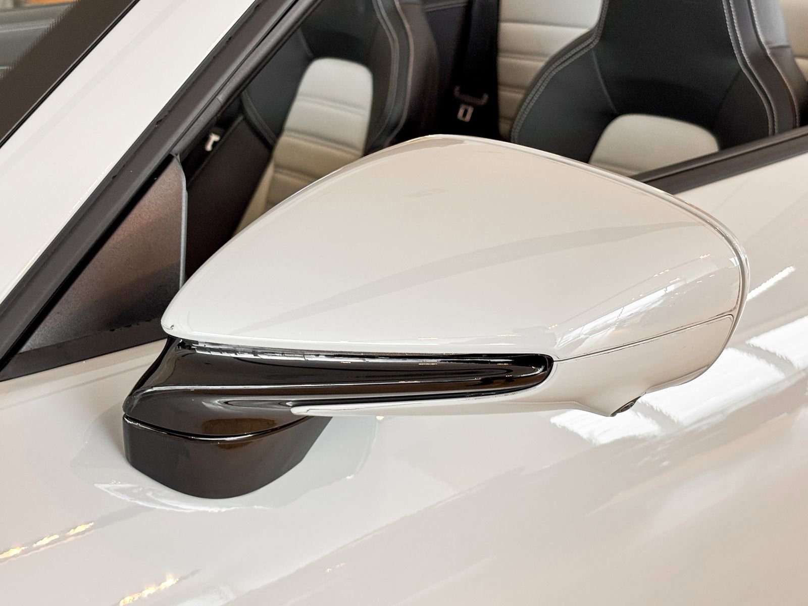 Used 2022 Porsche 911 Turbo S image 54