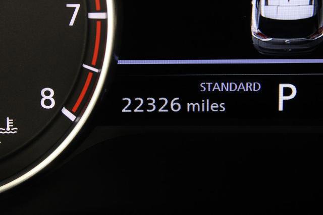 Certified 2023 Nissan Rogue SV FWD image 28