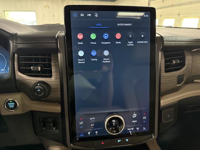 Used 2023 Ford Expedition Limited AWD/4WD image 12