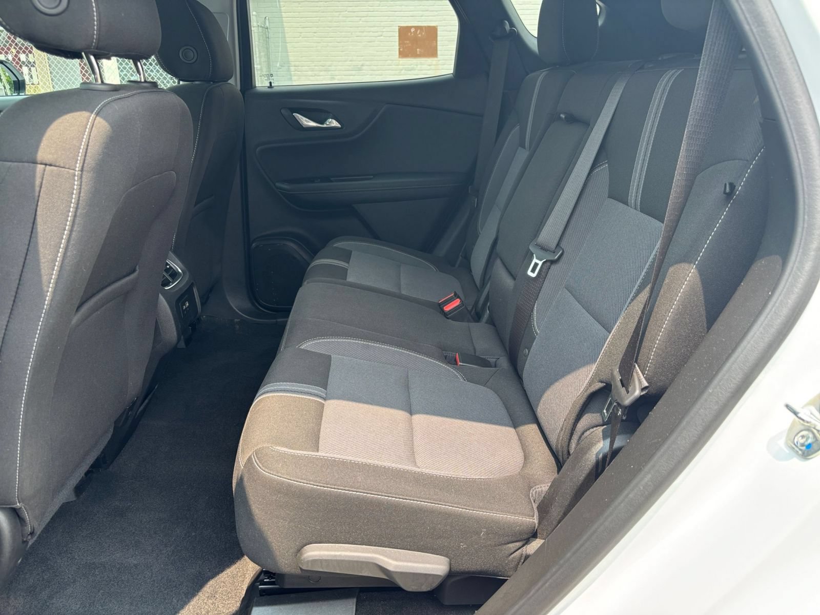 Used 2025 Chevrolet Blazer LT FWD image 26