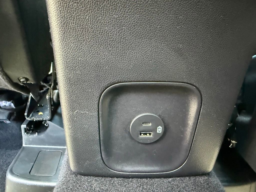 Certified 2022 Ford Escape Titanium w/ Titanium Elite Package image 22