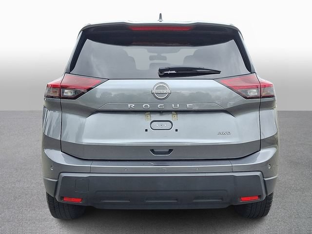 Used 2025 Nissan Rogue SV AWD/4WD image 5