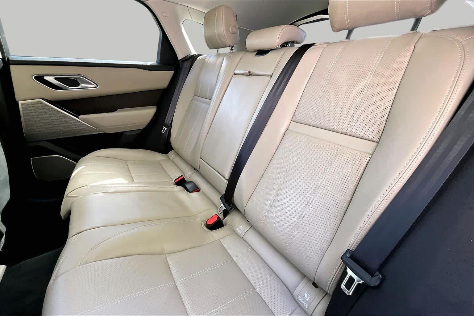 Used 2018 Land Rover Range Rover Velar S AWD/4WD image 21