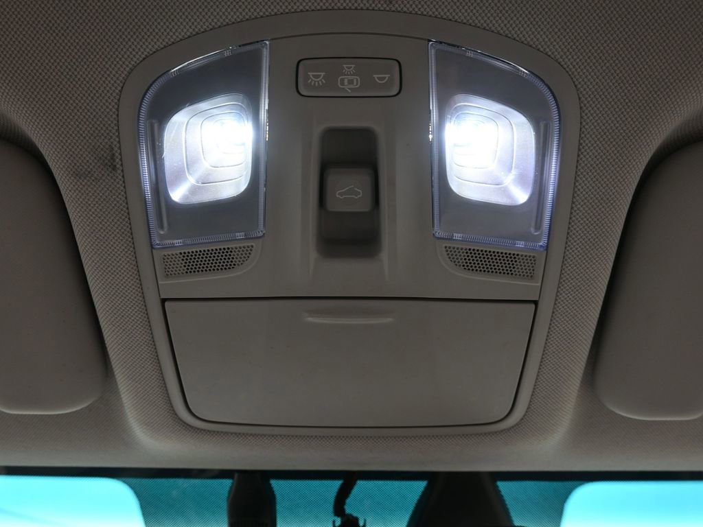 Used 2020 Hyundai Ioniq Limited image 24