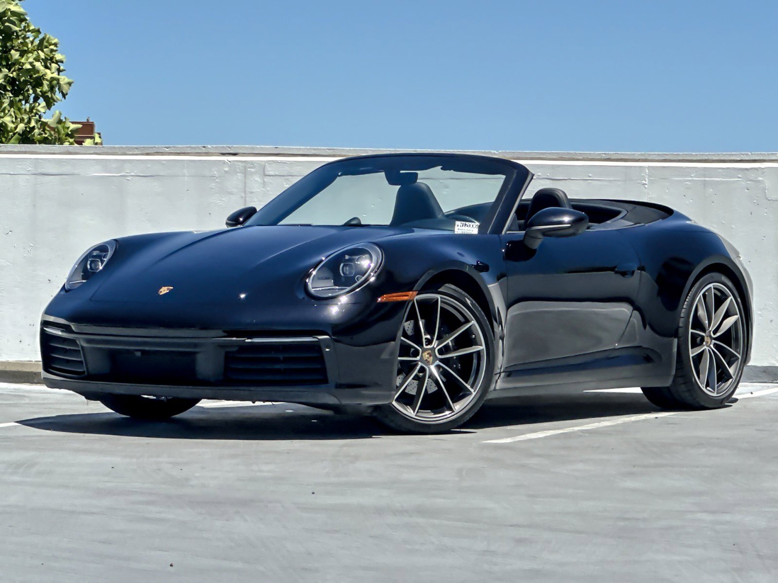 Used 2023 Porsche 911 Carrera image 1