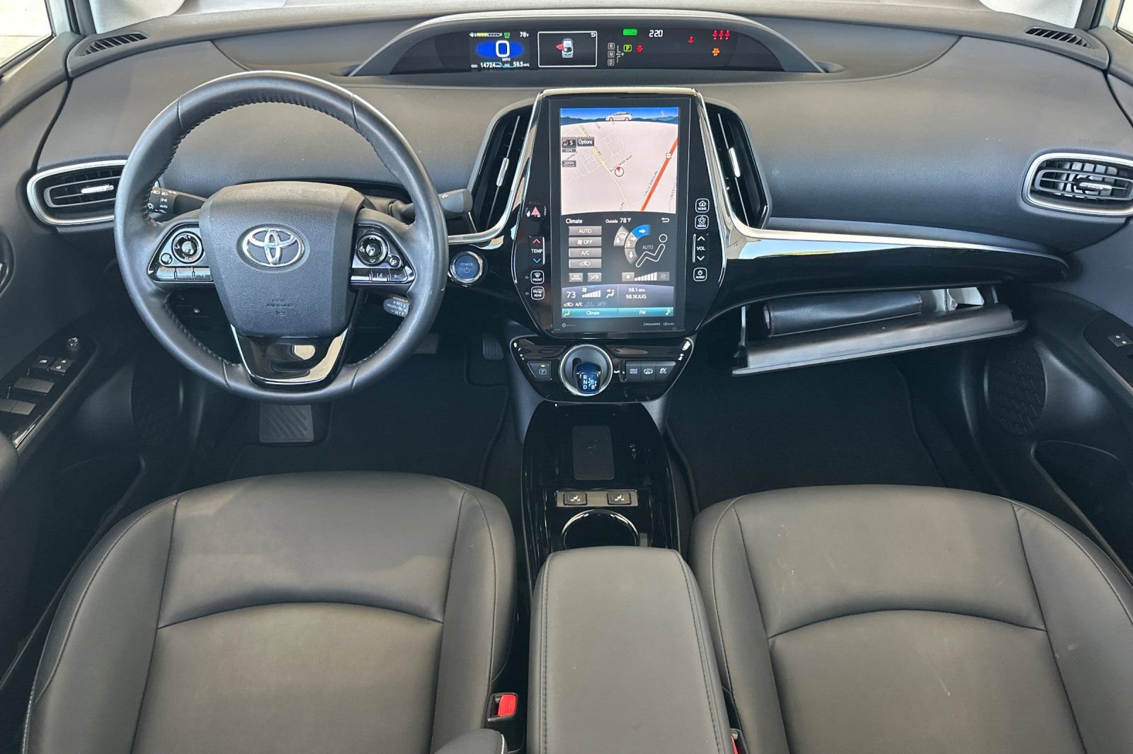 Used 2021 Toyota Prius Prime XLE w/ Carpet Mat Package (TMS) FWD image 12