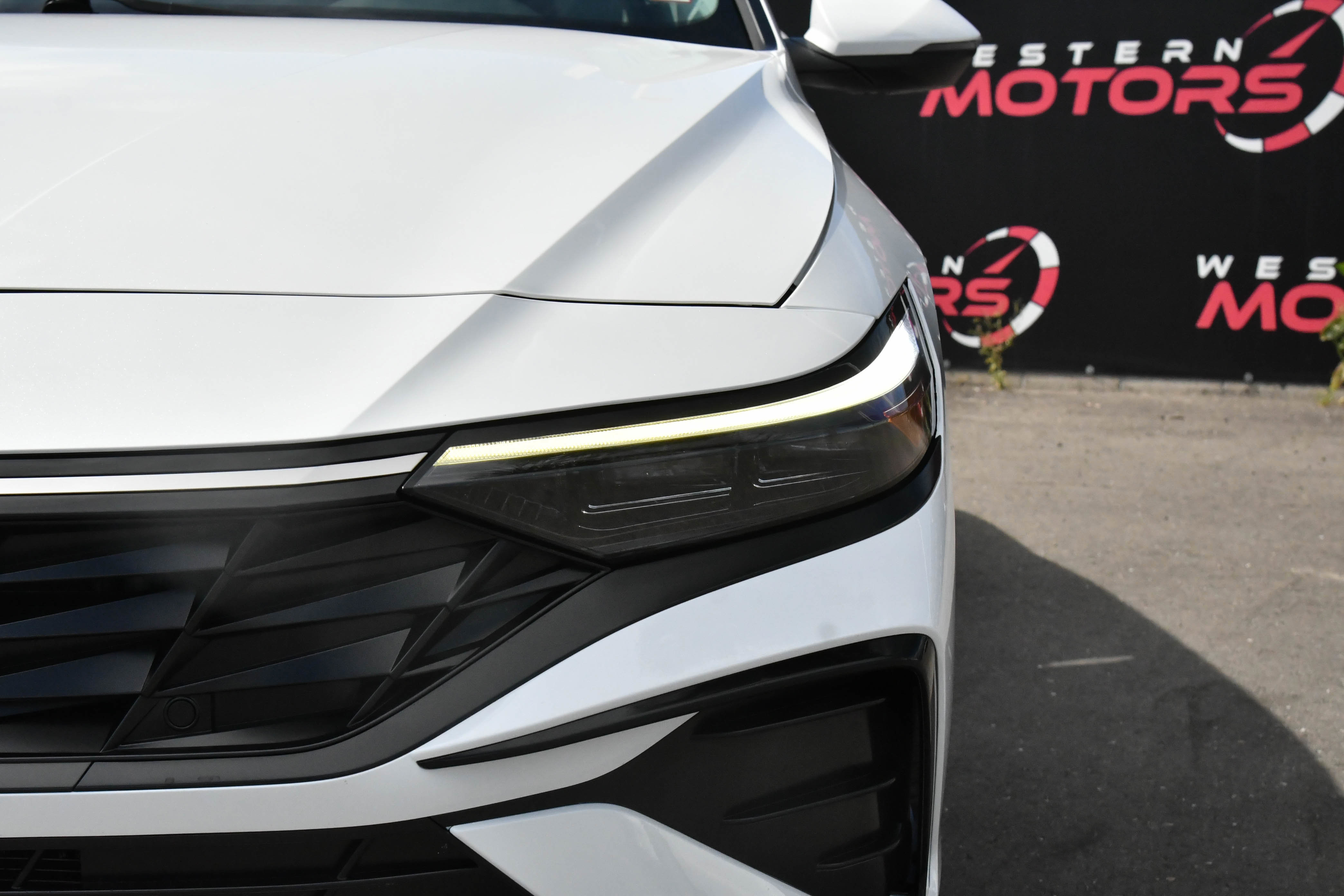 Used 2025 Hyundai Elantra Limited image 11