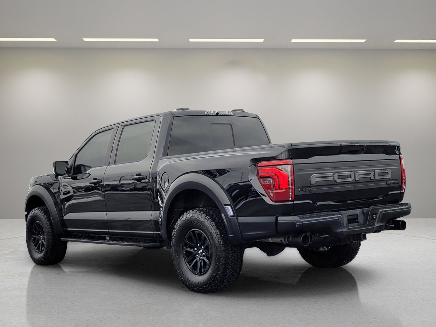 Used 2025 Ford F150 Raptor image 6