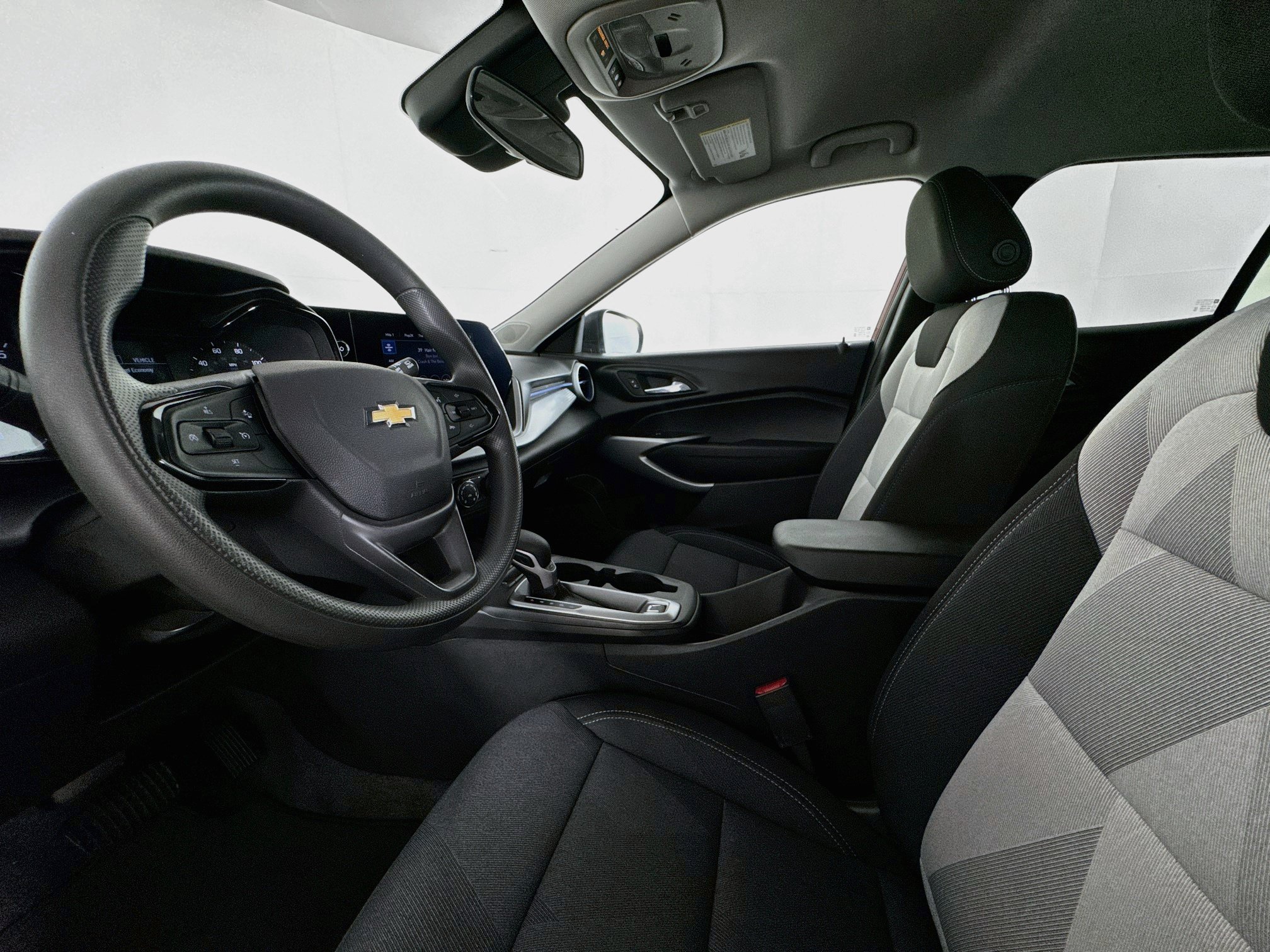 Used 2026 Chevrolet Trax LS FWD image 19