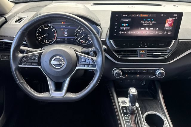 Used 2023 Nissan Altima 2.5 SR w/ SR Premium Package FWD image 14