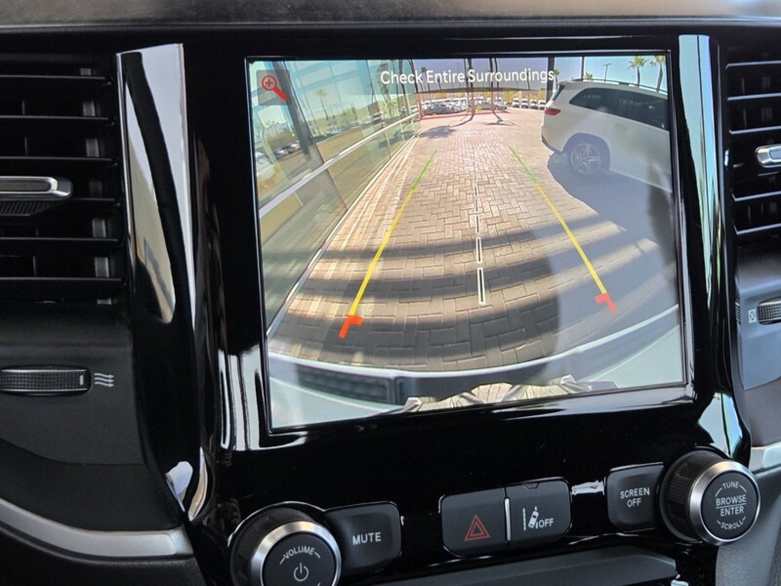 Used 2022 RAM 1500 Big Horn AWD/4WD image 29