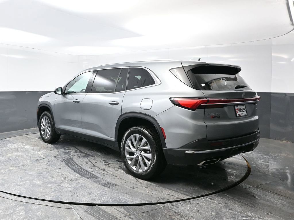 Used 2025 Buick Enclave Preferred w/ Power Package image 12