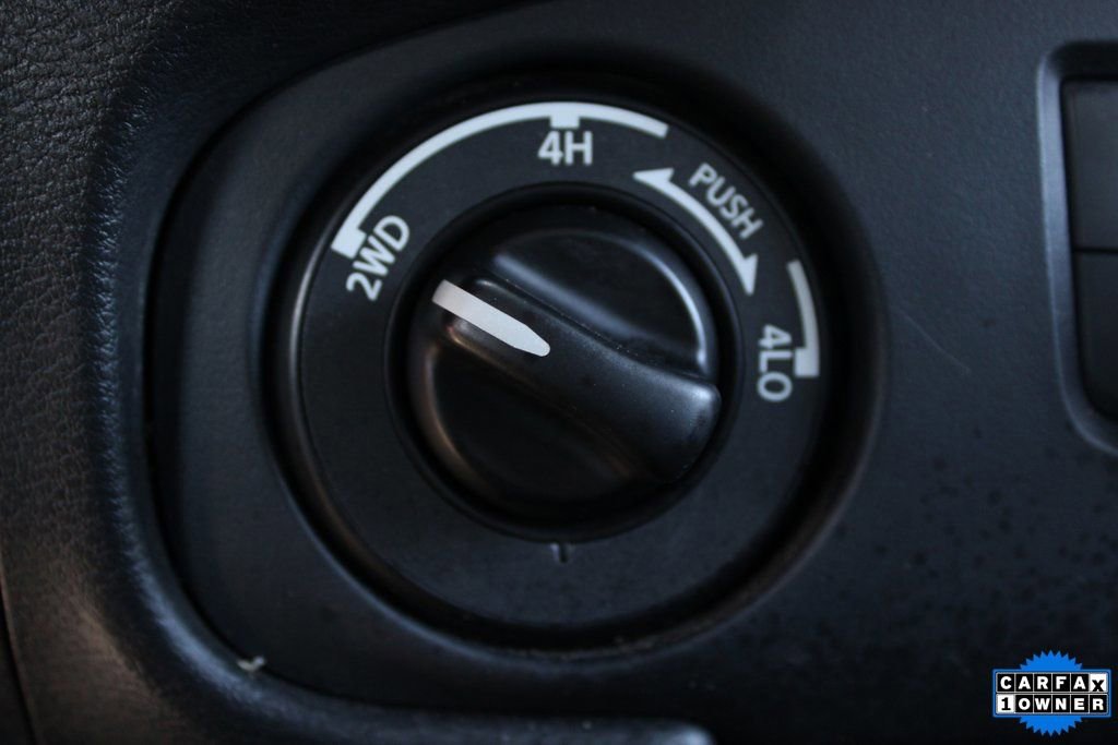 Used 2022 Nissan Frontier PRO-4X w/ Technology Package image 28