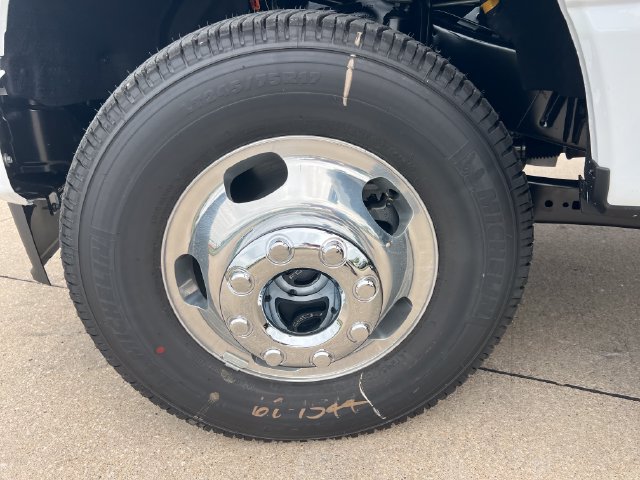 New 2027 Ford F350 XL w/ STX Appearance Package AWD/4WD image 12