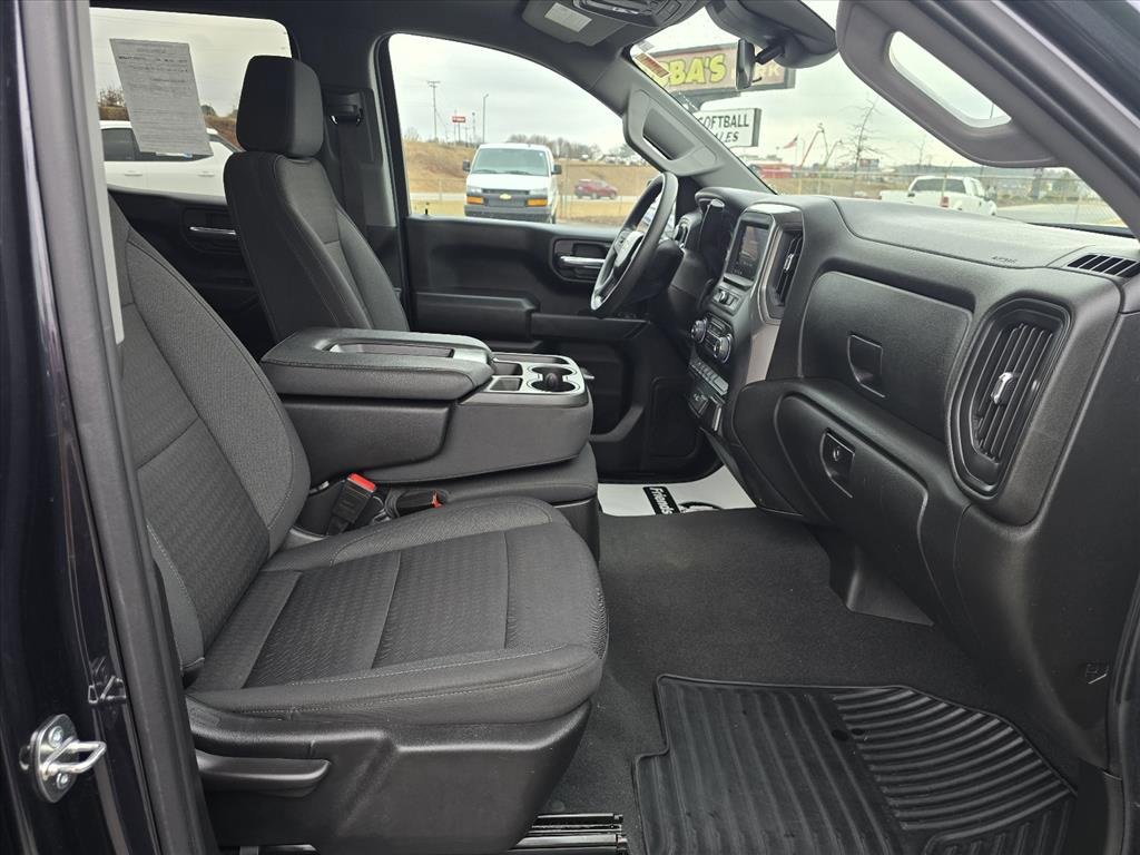 Used 2023 Chevrolet Silverado 1500 Custom image 15
