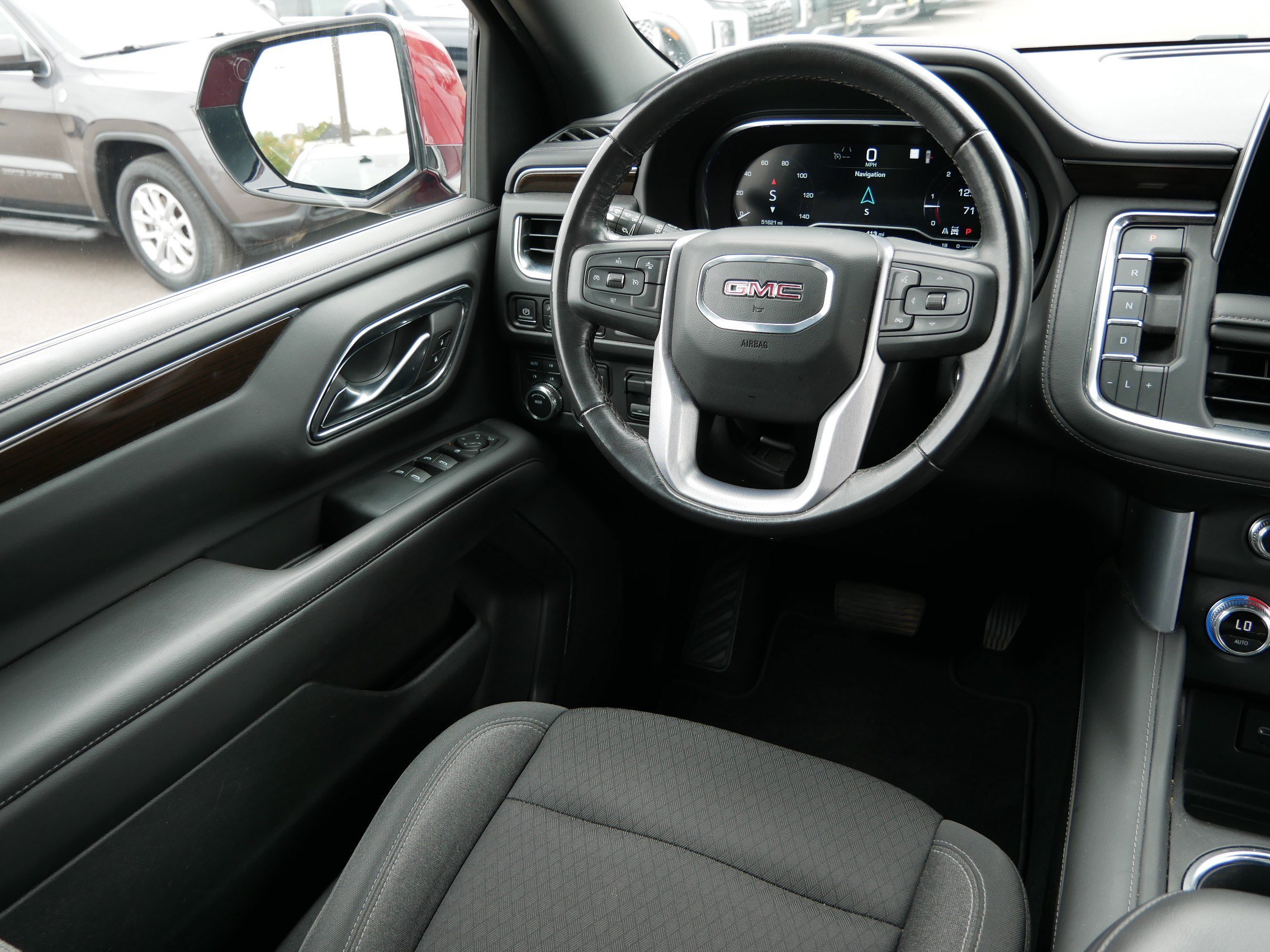 Used 2022 GMC Yukon SLE w/ Max Trailering Package AWD/4WD image 9