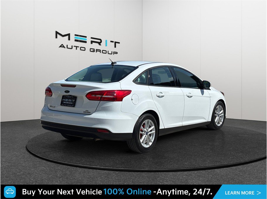 Used 2015 Ford Focus SE FWD image 9