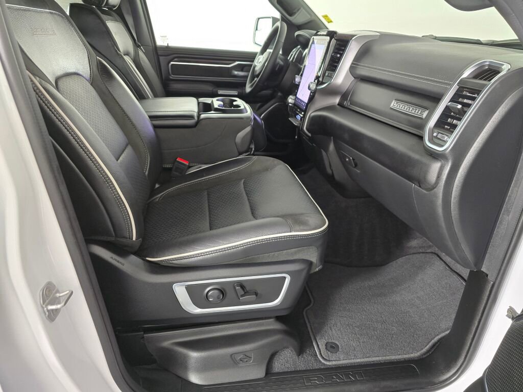 Used 2025 RAM 1500 Laramie image 39