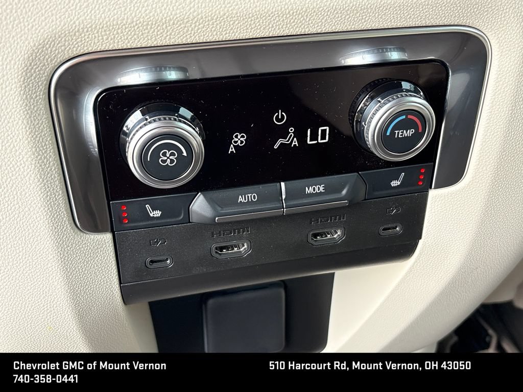 New 2026 GMC Yukon XL Denali w/ Denali Reserve Package AWD/4WD image 33
