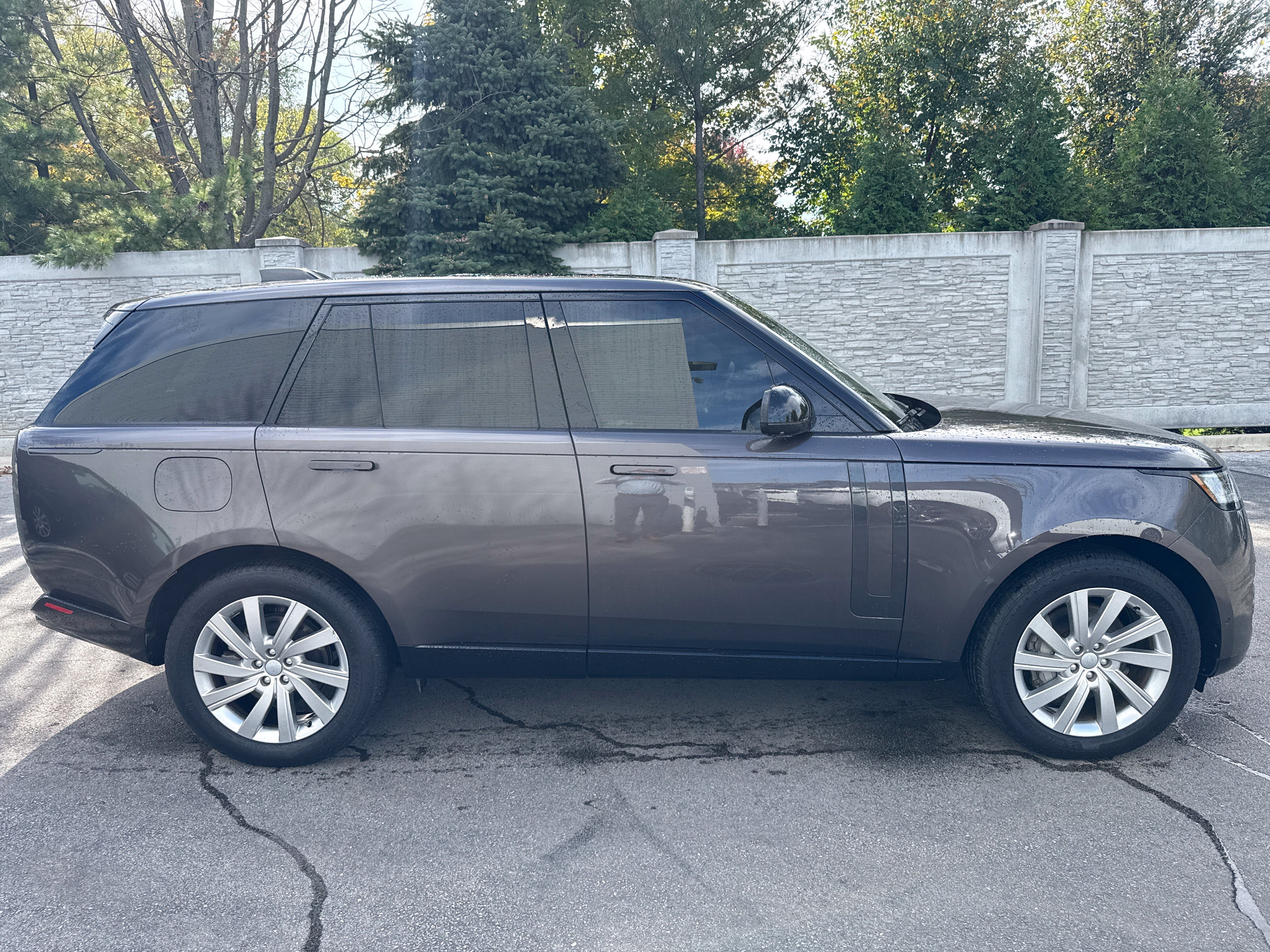 Used 2023 Land Rover Range Rover SE AWD/4WD image 14