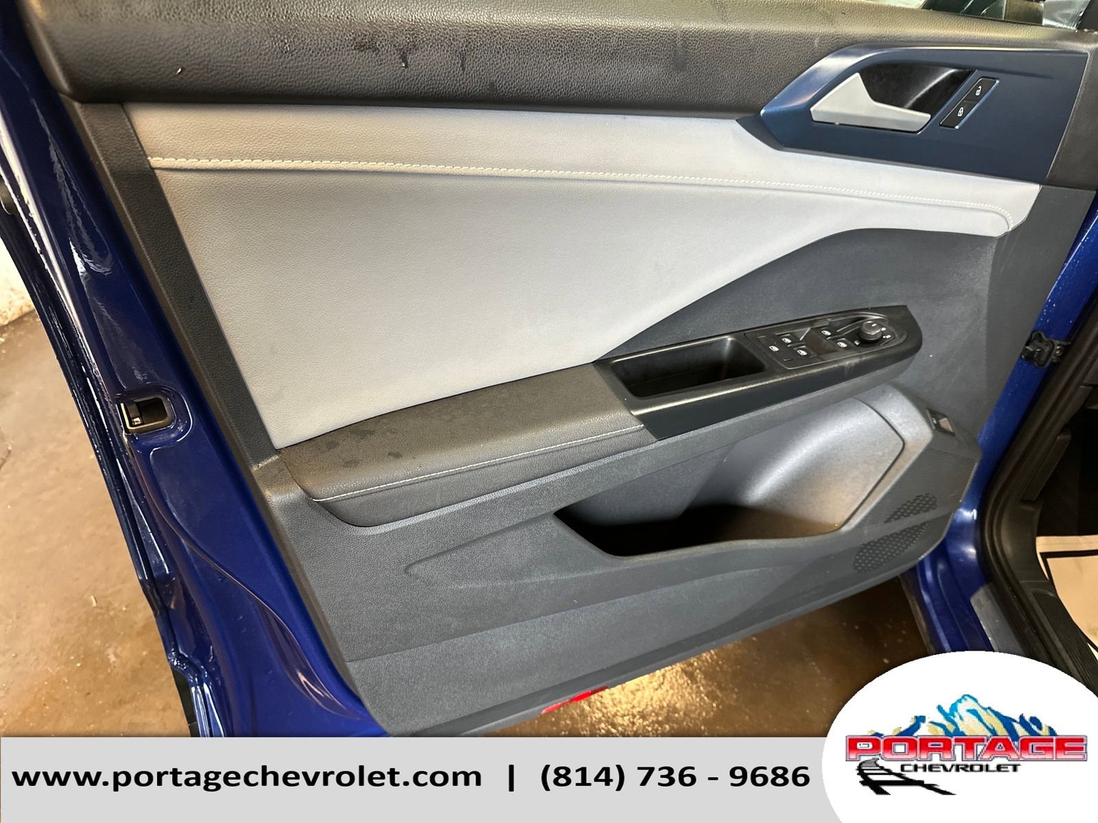 Used 2024 Volkswagen Taos SE image 11