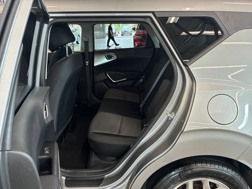 Certified 2023 Kia Soul LX w/ Option Group 015 FWD image 16