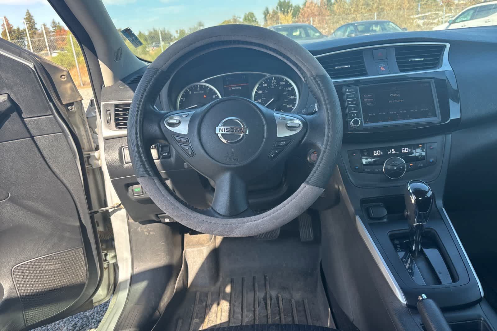 Used 2019 Nissan Sentra SV FWD image 15