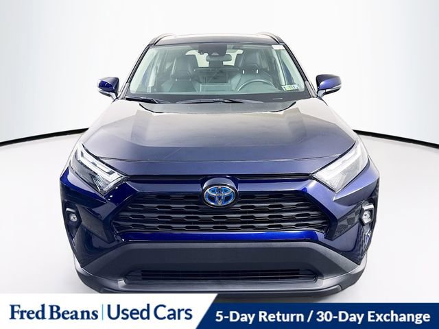 Used 2022 Toyota RAV4 XLE Premium image 2