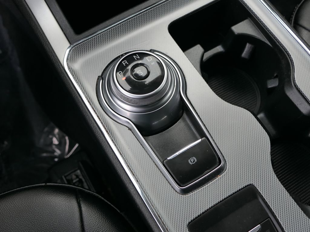 Used 2021 Ford Edge SEL w/ Convenience Package image 23