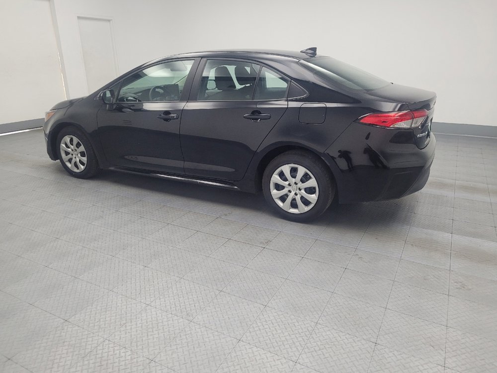 Used 2023 Toyota Corolla LE image 3