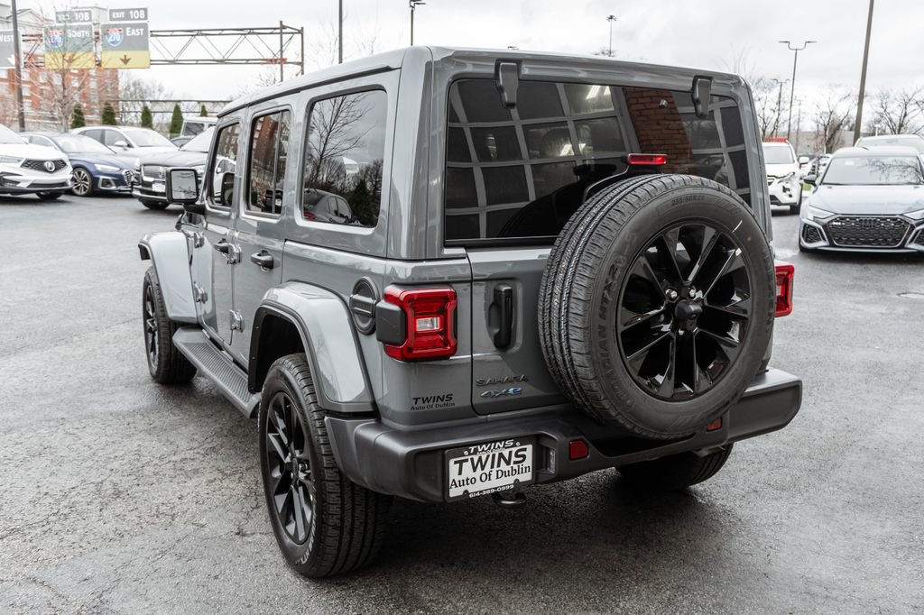 Used 2025 Jeep Wrangler Unlimited Sahara image 44