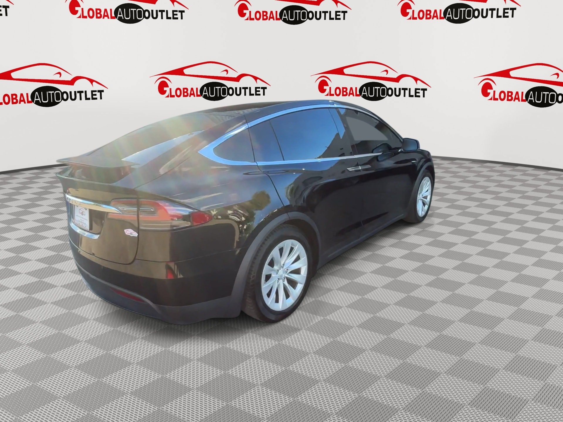 Used 2018 Tesla Model X 100D AWD/4WD image 8