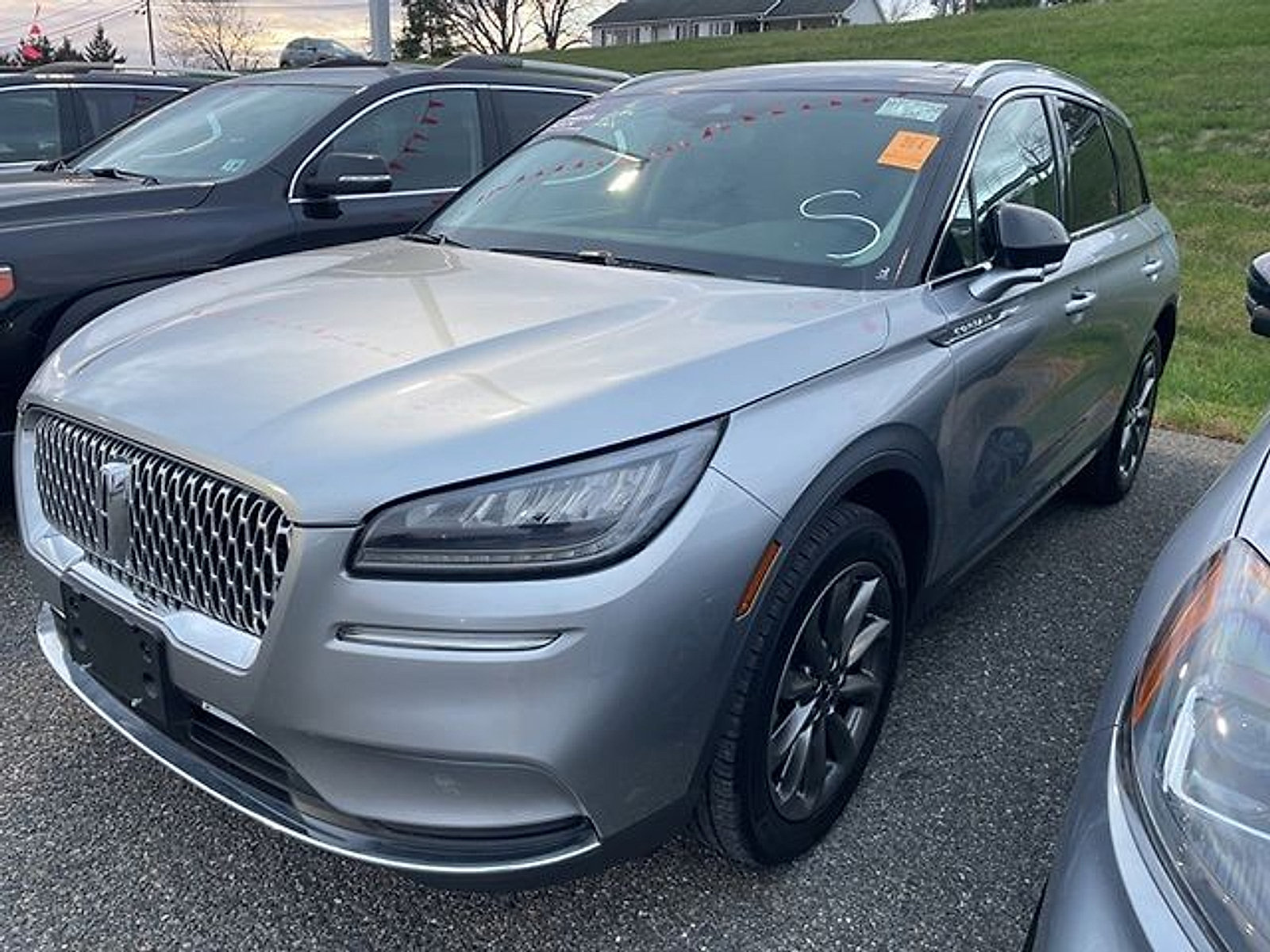 Certified 2022 Lincoln Corsair AWD w/ Premium Package image 3