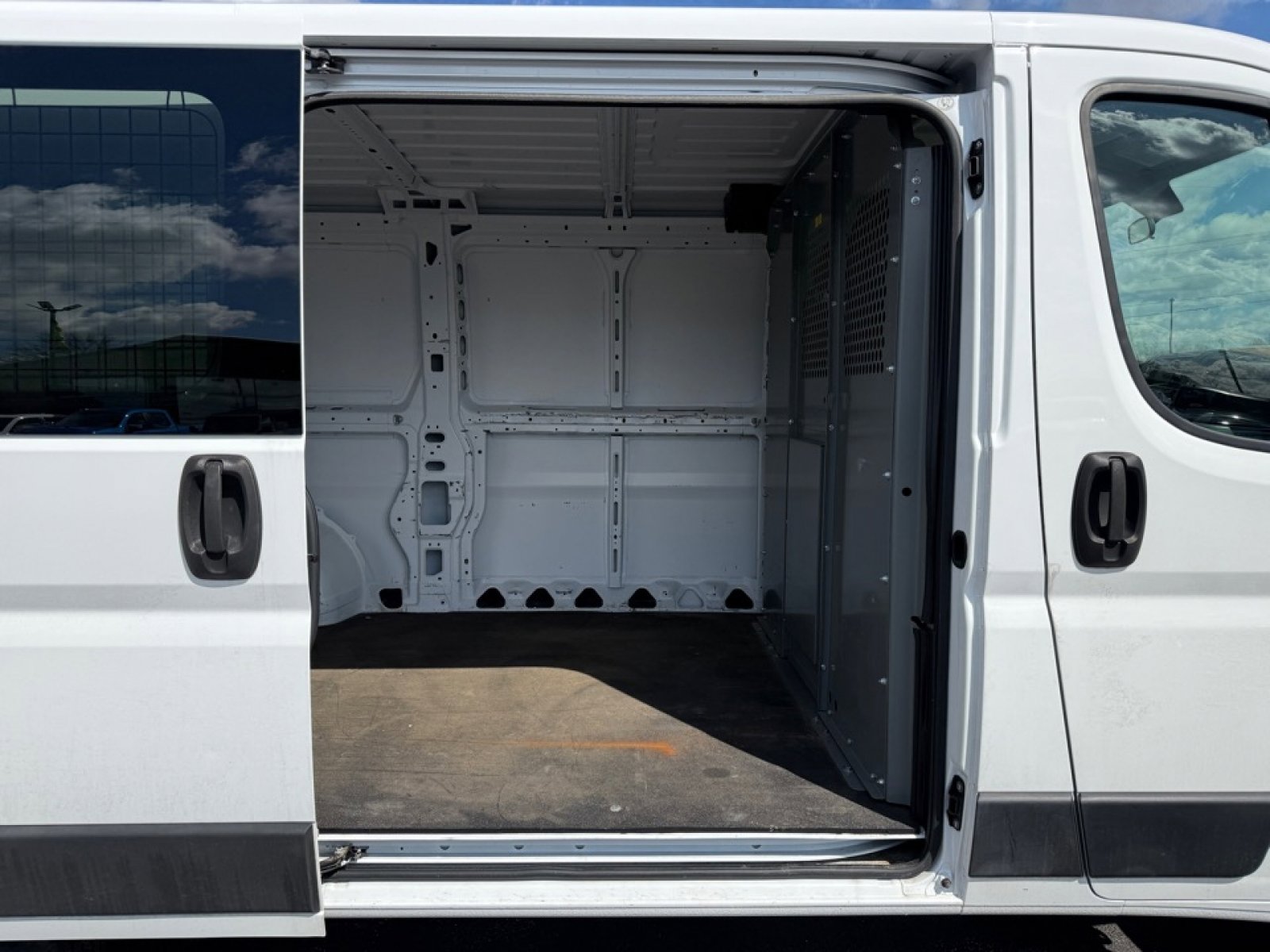 Used 2019 RAM ProMaster 1500 image 30