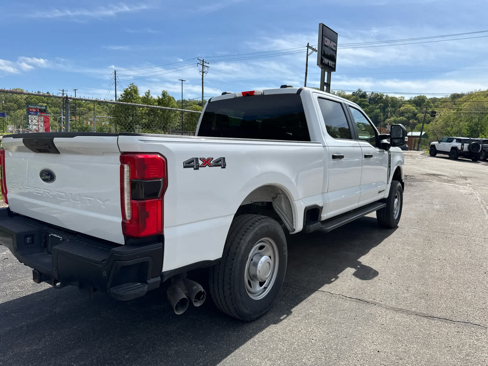 Used 2023 Ford F350 XL w/ 360-Degree Camera Package AWD/4WD image 8