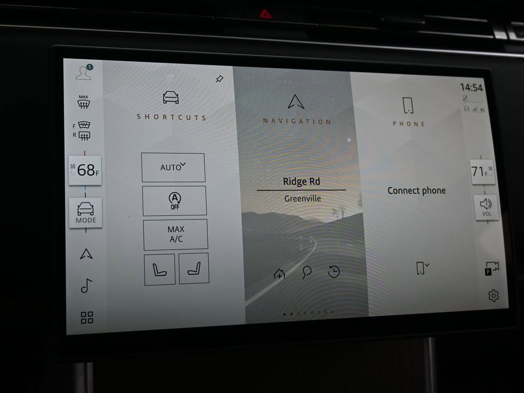 Used 2024 Land Rover Range Rover Long Wheelbase SE image 13