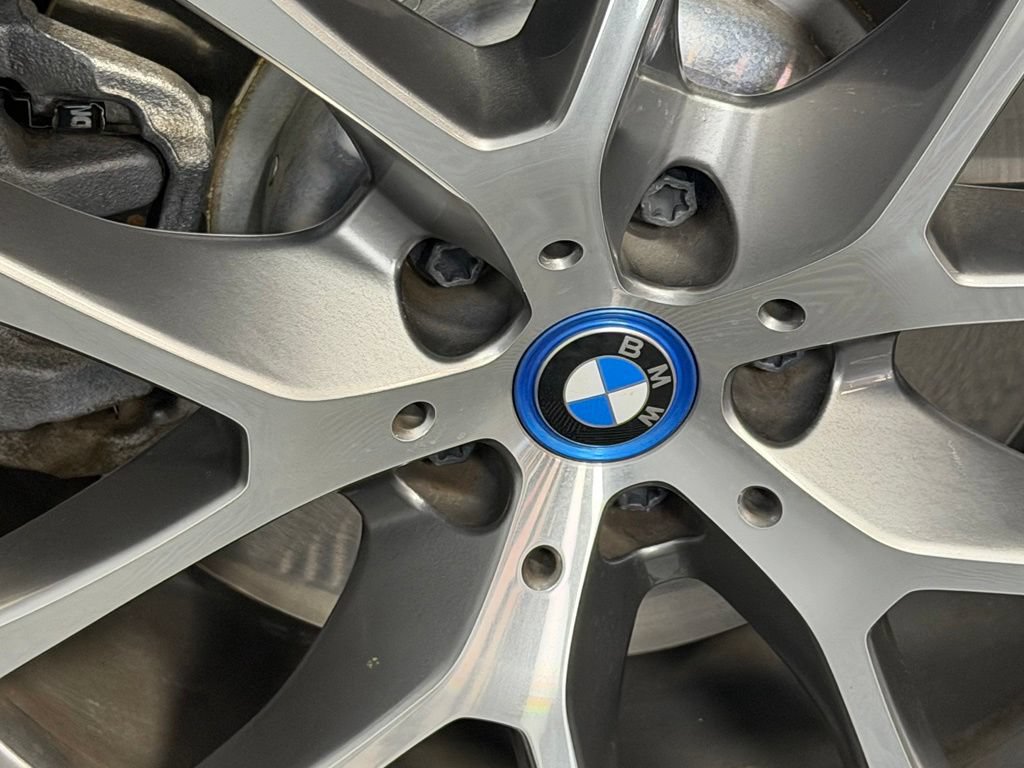 Used 2025 BMW X5 xDrive50e AWD/4WD image 13