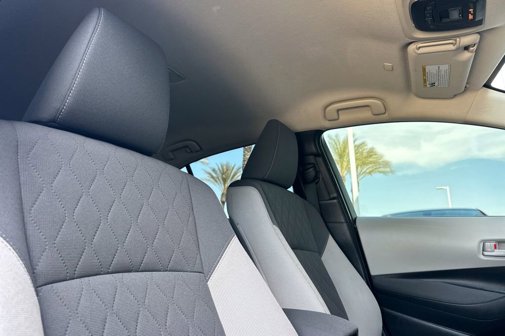 Used 2023 Toyota Corolla LE w/ Carpet Mat Package (TMS) image 18