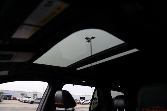 Certified 2025 Honda Pilot TrailSport image 11