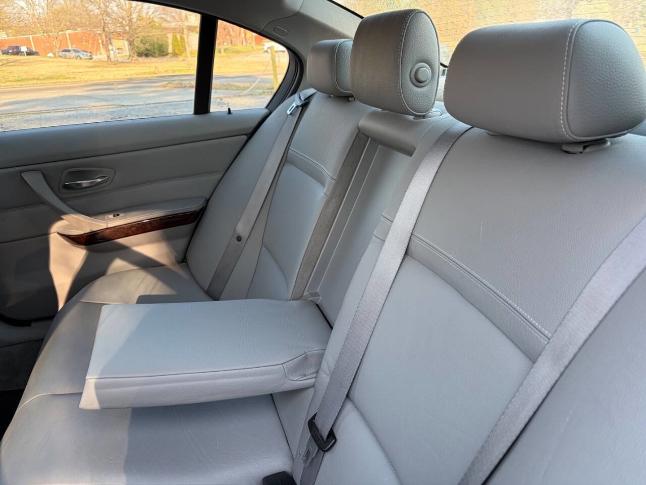 Used 2011 BMW 328i Sedan image 31