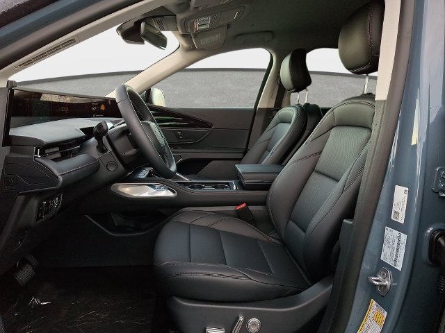 New 2026 Lincoln Nautilus Premier AWD/4WD image 11