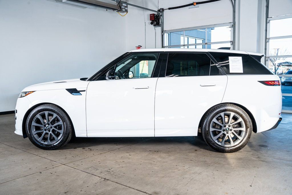 Used 2024 Land Rover Range Rover Sport Dynamic SE image 8