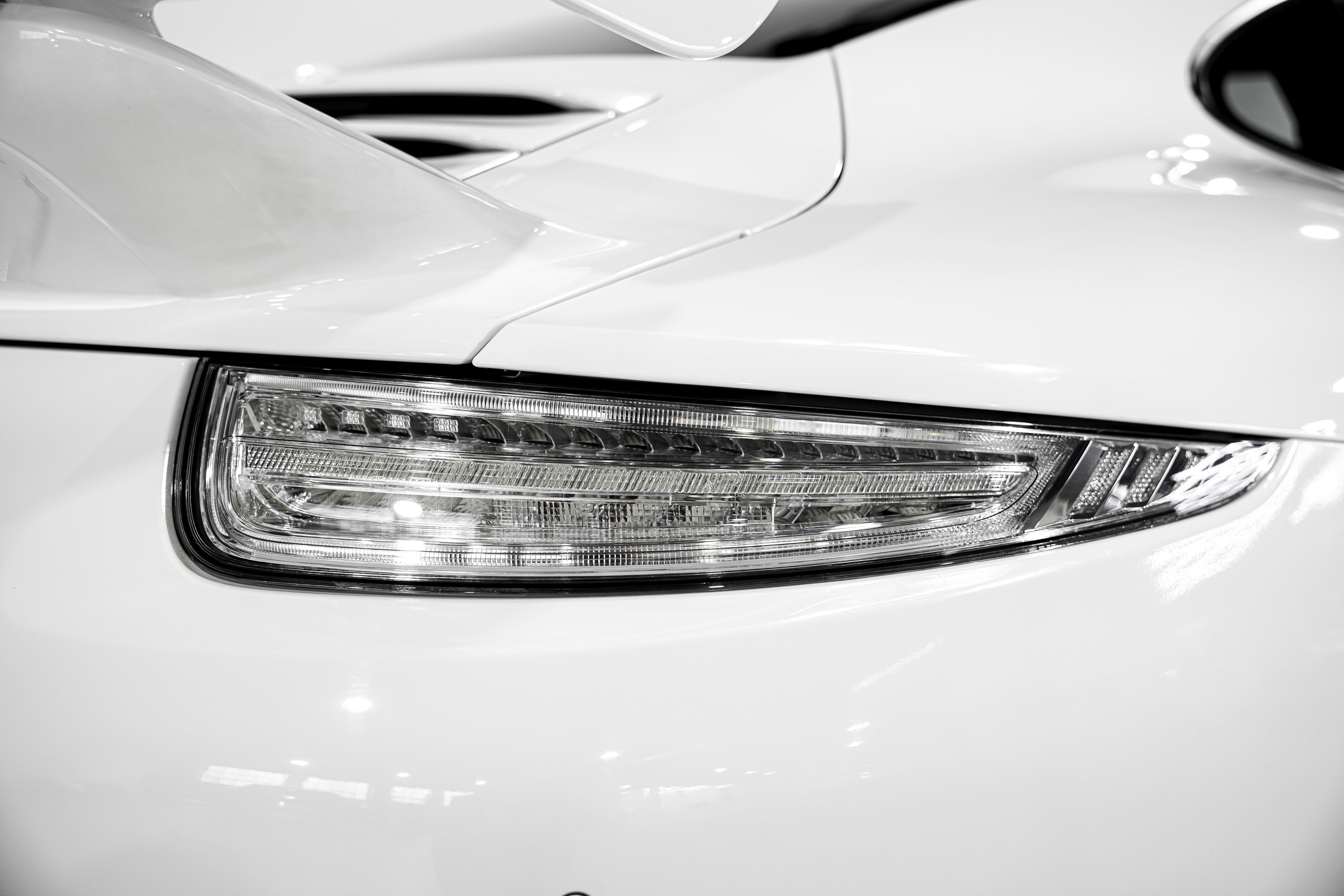 Used 2014 Porsche 911 Carrera image 37
